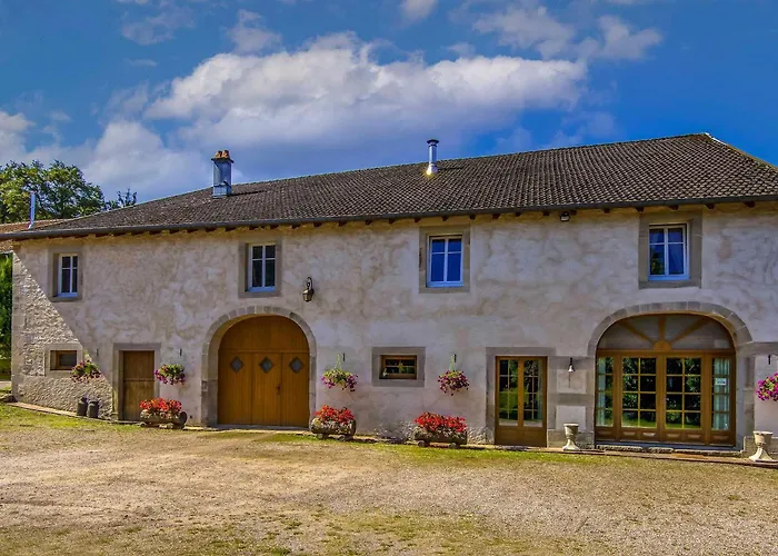 Rubis: Elegance Et Confort En Pleine Nature - Fr-1-589-723 Bed & Breakfast *